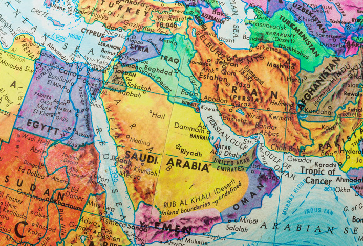 تنبوءات لفلكي مغربي .. حرب خليجية كبيرة وانقسام السعودية