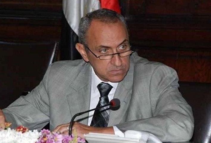 الدكتور أيمن فريد الدكتور أيمن فريد أبو حديد، وزير الزراعةالاسبق