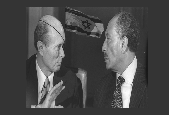 إسرائيل تنشر وثائق سرية تكشف كواليس زيارة السادات إلى القدس 