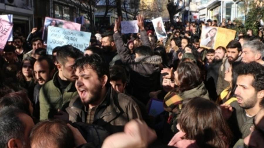 الأحزاب تفضح أردوغان:إذا كنتَ تريد أن تأخذ دروسًا في حقوق الإنسان فتحدث لطلاب المدارس والجامعات