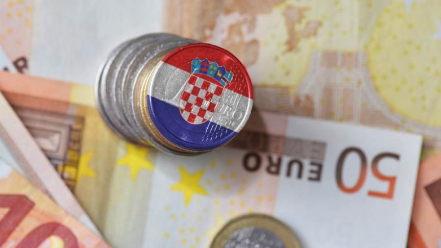 كرواتيا تتخلي عن عملتها وتعتمد اليورو