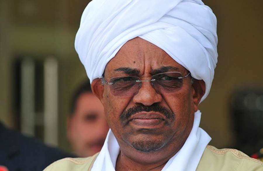  نقل الرئيس السوداني السابق البشير إلى العناية المركزة في حالة خطرة