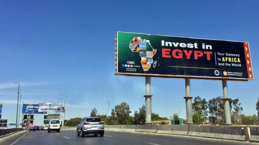  "غولدمان ساكس": مصر تواجه خيارات صعبة مع تضييق بدائل التمويل الخارجي