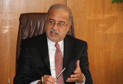 رئيس الوزراء يصدر قرارا يسمح باختيار 4 مساعدين و4 معاونين للوزراء