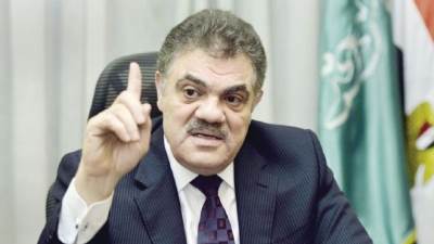 حزب الوفد: نرفض امتلاك الحكومة لشركات قطاع الأعمال .. ويجب خصخصتها