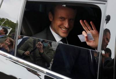 ماكرون: "لا شيء محسوما" بمواجهة لوبان