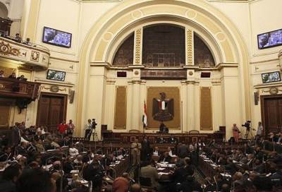 قانون جديد لمعاقبة من ينجب أكثر من 3 أطفال