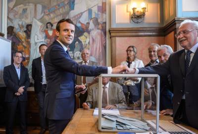 ماكرون يكتسح البرلمان .. ويشكل غالبية المقاعد