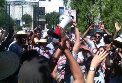 اندلاع العنف خلال مظاهرة بلندن ضد وحشية الشرطة