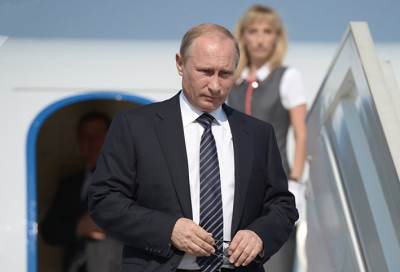 بوتين يتوقع عودة الرحلات الجوية مع مصر قريبا بشكل كامل