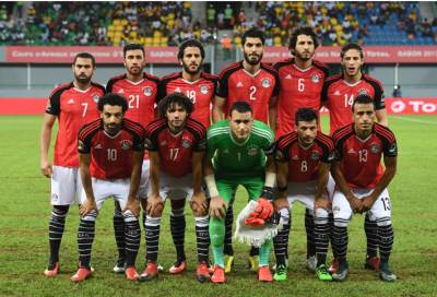 بالفيديو .. لحظة وصول المنتخب المصري للقاء الرئيس السيسي