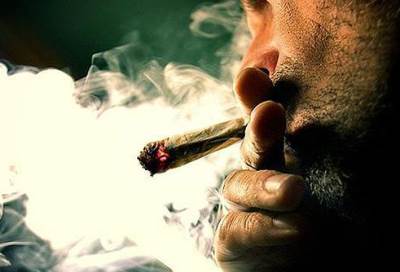 أزمة بين دولتين عربيتين بسبب مخدر الحشيش 