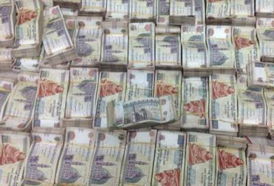 الحكومة المصرية تسعى لموافقة البرلمان لإضافة مصروفات بـ100 مليار جنيه