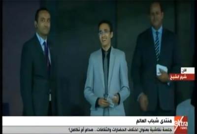 بالفيديو .. رد السيسى على شاب يصرخ داخل منتدى الشباب: انا زويل الثانى 