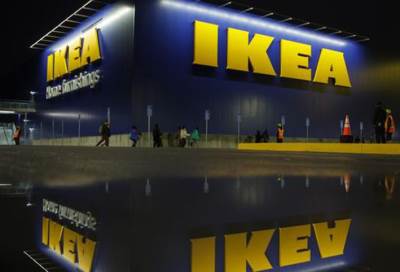 وفاة مؤسس "إمبراطورية إيكيا" بعد حياة عصامية