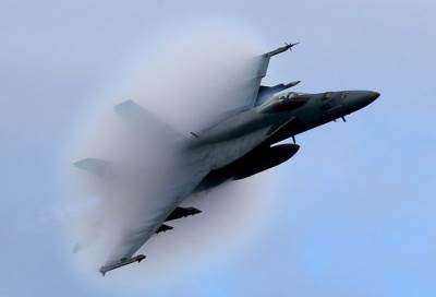 واشنطن تعلق على اعتراض مقاتلة روسية لطائرة تجسس أمريكية