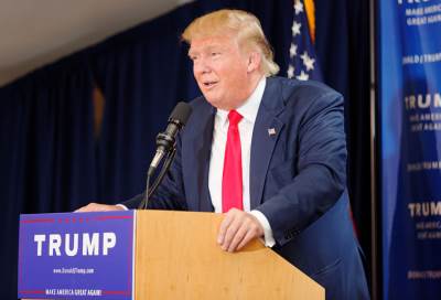 ترامب: إنفاق أموالنا في الشرق الأوسط "غباء"