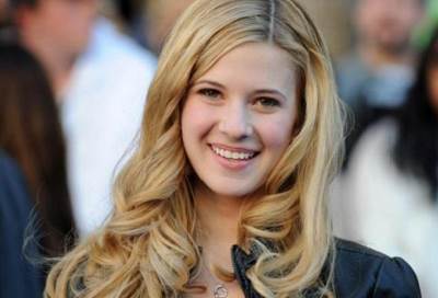 ممثلة في "ديزني" تنضم لمكتب ترامب الصحفي