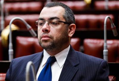 نائب برلمانى يتقدم بطلب إحاطة بشأن حرق النفايات الطبية بالجيزة