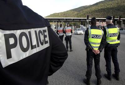 الشرطة الفرنسية تنفذ عملية أمنية واسعة بحق جمعية إسلامية شمالي البلاد 