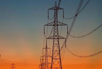 دول خليجية تدرس تصدير فائض الكهرباء إلى العراق