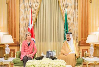 الملك سلمان يجري اتصالا هاتفيا برئيسة وزراء بريطانيا .. وهذا ما دار في اتصالهما