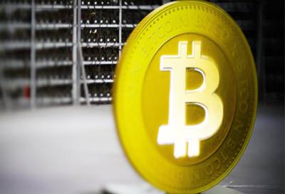 هبوط سعر "البيتكوين" إلى ما دون 6000 دولار