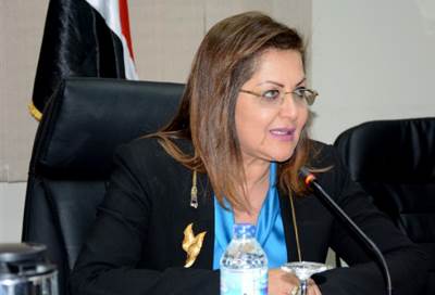 وزيرة التخطيط: عدد السكان في مصر يزيد بمعدل دولة كل سنة