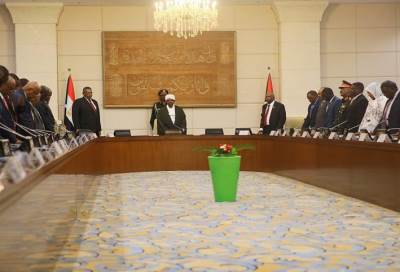 السودان يكشف دولة عرضت عليه معالجة الأزمة مقابل مقاطعة قطر وتركيا