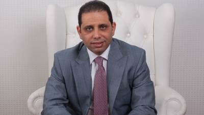 مقال بقلم د/ ياسر حسان: فرق بين أن نحترم الدستور وبين أن نصنع دستوراًِ لتحترمه