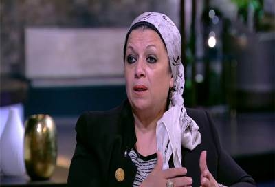 نائبة برلمانية تطالب بتخفيض عدد خريجى كليات الصيادلة