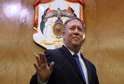 وزير الخارجية الأمريكي يلتقي رئيس البرلمان العراقي في بغداد