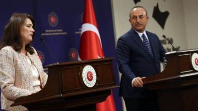  شجار على الهواء بين وزيري خارجية تركيا والسويد 