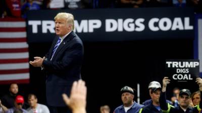 فوكس نيوز : فوز بايدن بولاية فرجينيا وترامب يفوز بولايتي كنتاكي وانديانا