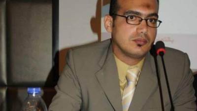 مقال بقلم الدكتور/ جاب الله أبو عامود: الفصام والتوحد السياسي