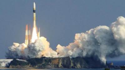  كوريا الشمالية تطلق صاروخاً باليستياً في بحر اليابان