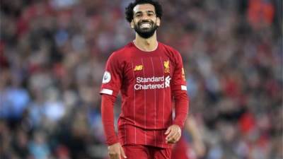 في 6 دقائق وبـ9 لمسات.. صلاح يتخطى رونالدو ويدخل التاريخ