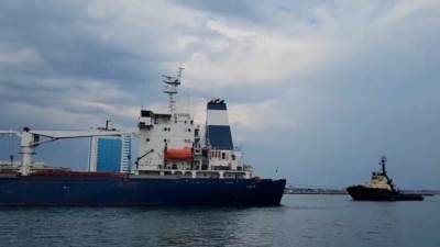 بوتين يتهم أوكرانيا بتهديد السفن الروسية.. ويؤكد تعليق اتفاقية الحبوب