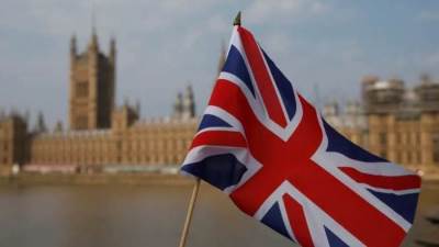 اتساع الإضرابات في بريطانيا.. والحكومة تدرس استدعاء الجيش