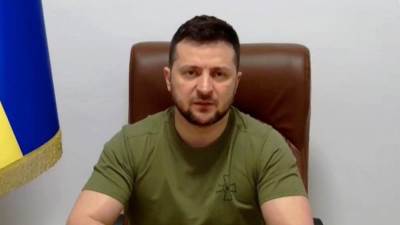  زيلينسكي: علينا الصمود هذا الشتاء للبقاء أحياء