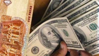  سعر الدولار في مصر يتجاوز مستوى 32 جنيها للمرة الأولى على الإطلاق