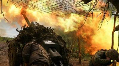 روسيا: سنرد بقسوة على استخدام أوكرانيا الذخائر العنقودية